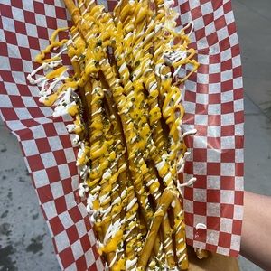 Meet your Posher, Jasmin